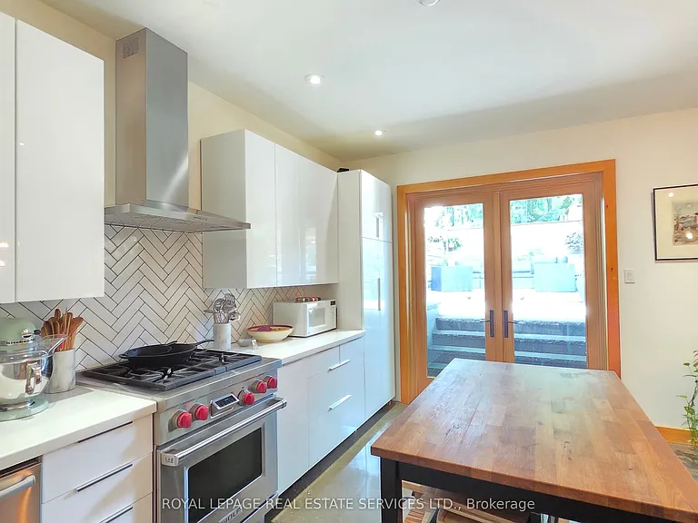 24 Morningside Ave — Photo 29