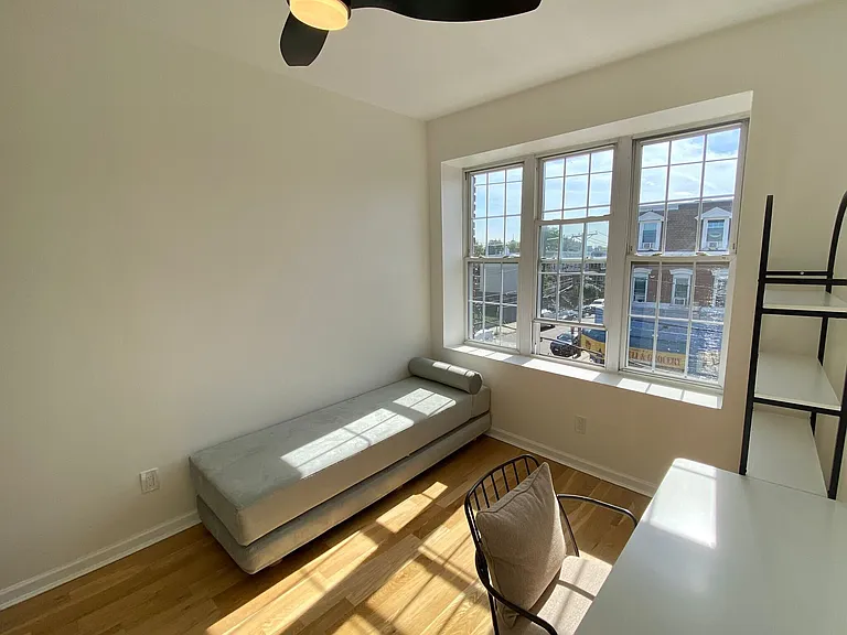 388 Communipaw Ave #2C — Photo 9