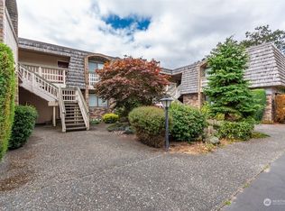 1199 SE 9th Ave APT 301, Oak Harbor, WA