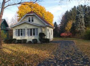 282 Glen Rd, Rochester, NY 14610