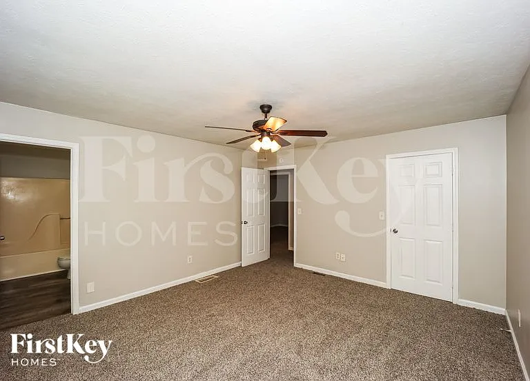 420 Freestone Dr — Photo 8