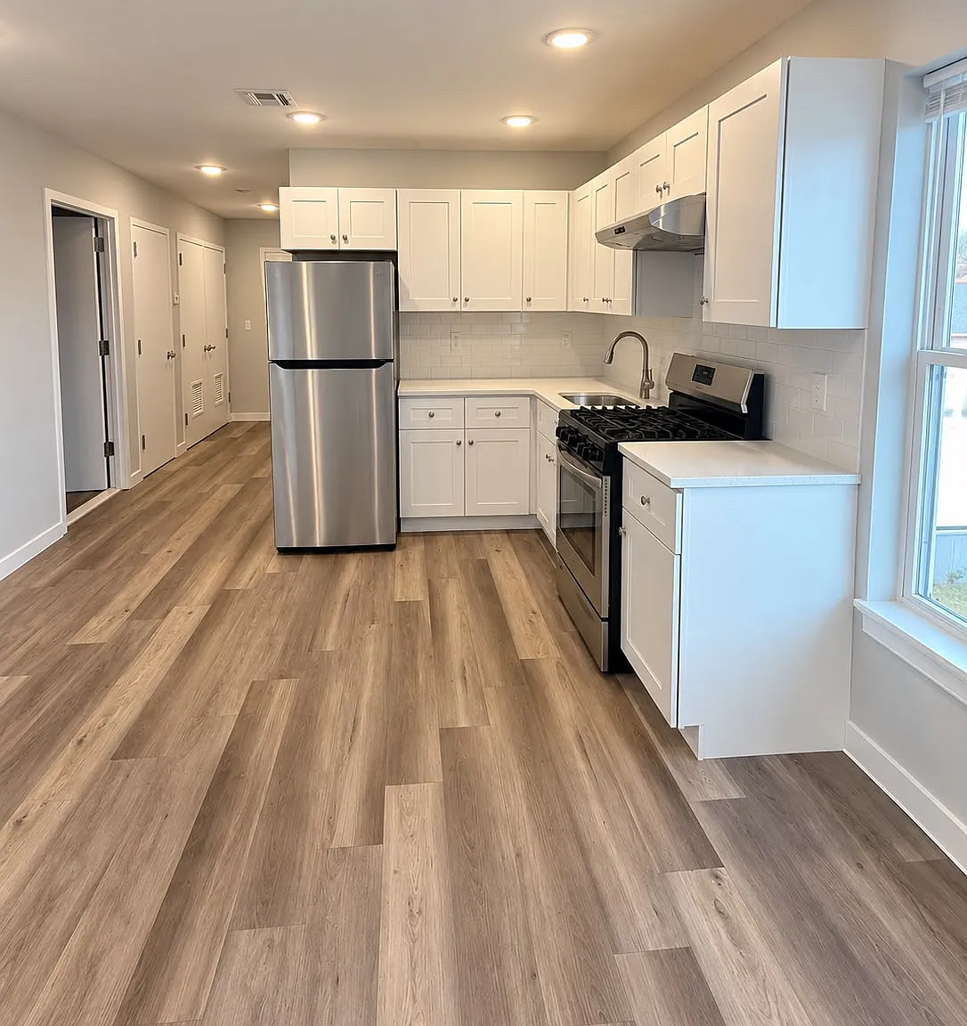 1 bed, $1,718 — Photo 3