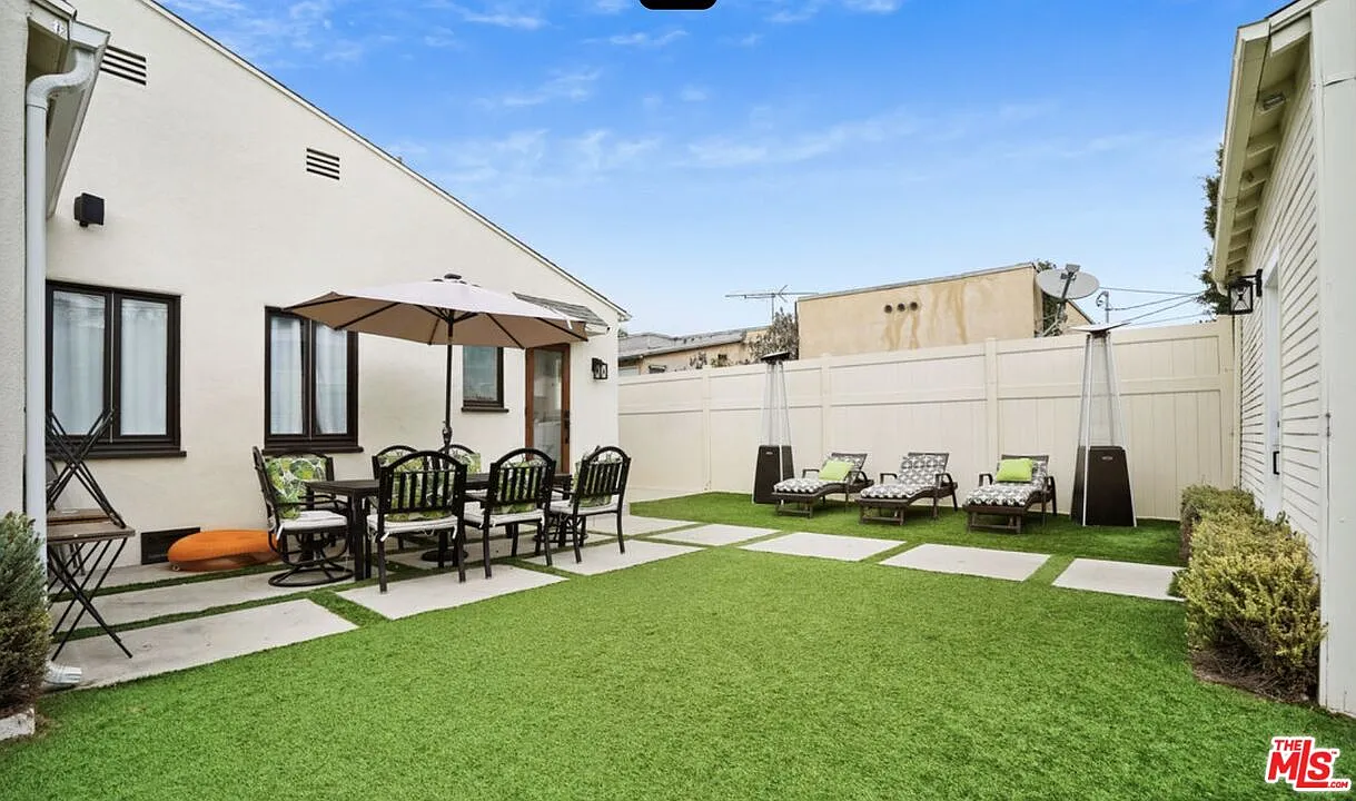 4 bed, 4.0 bath, 2161 sqft, $11,500 — Photo 3
