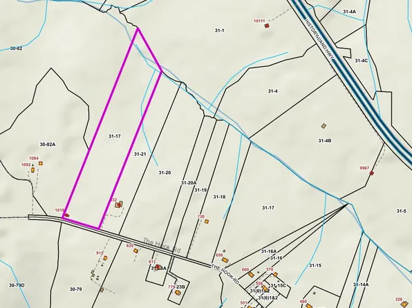 The Hook Rd, Warsaw, VA 22572