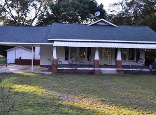 122 S Rushing St, Glennville, GA 30427