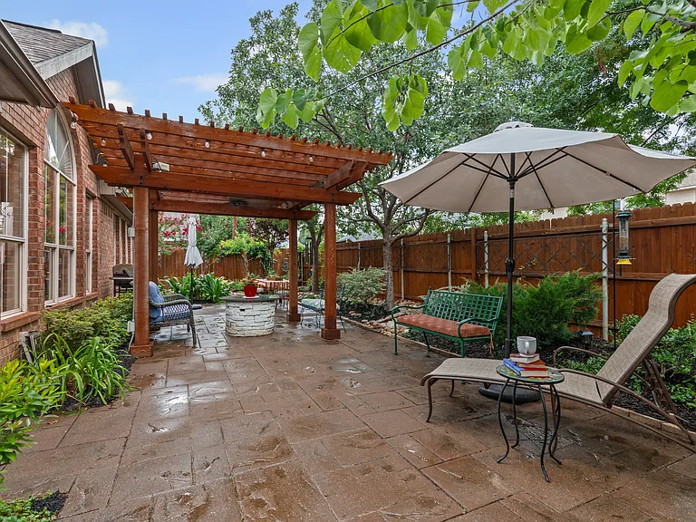 1475 Applewood Dr — Photo 23
