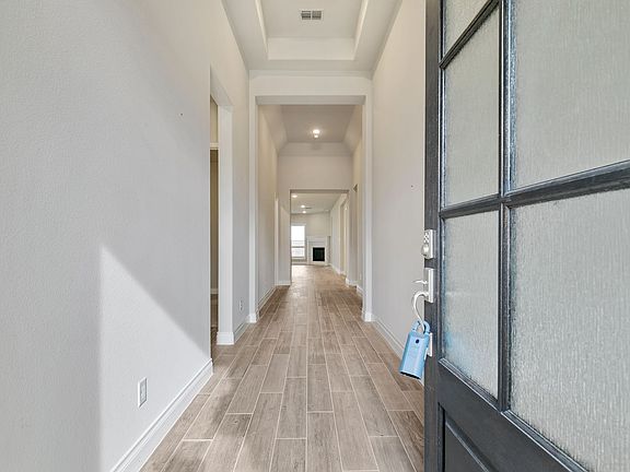 5th image of 2805 Saltwood Ct