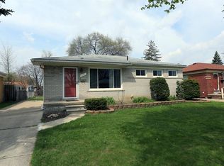 421 E Rose Ave, Garden City, MI 48135