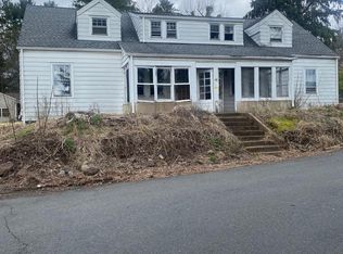 12 Coleman Ln, Titusville, NJ 08560