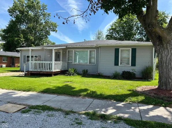 2002 Barton Ave, Terre Haute, IN 47802