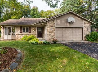 796 Sunset Dr, Eagan, MN 55123