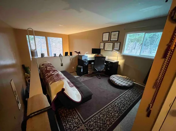 (undisclosed Address), Pacifica, CA 94044