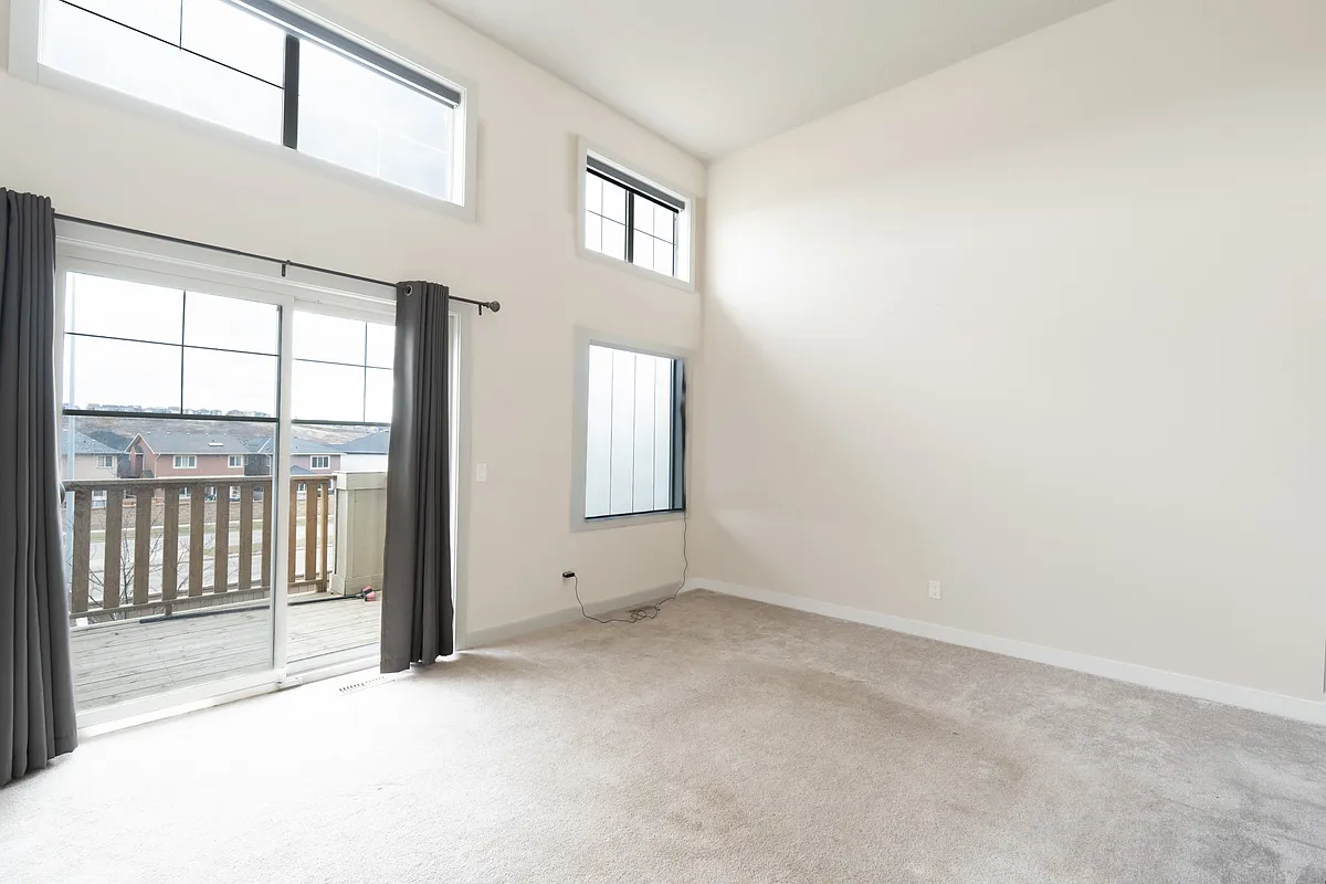 Building Photo - 156 Sage Hill Grv NW