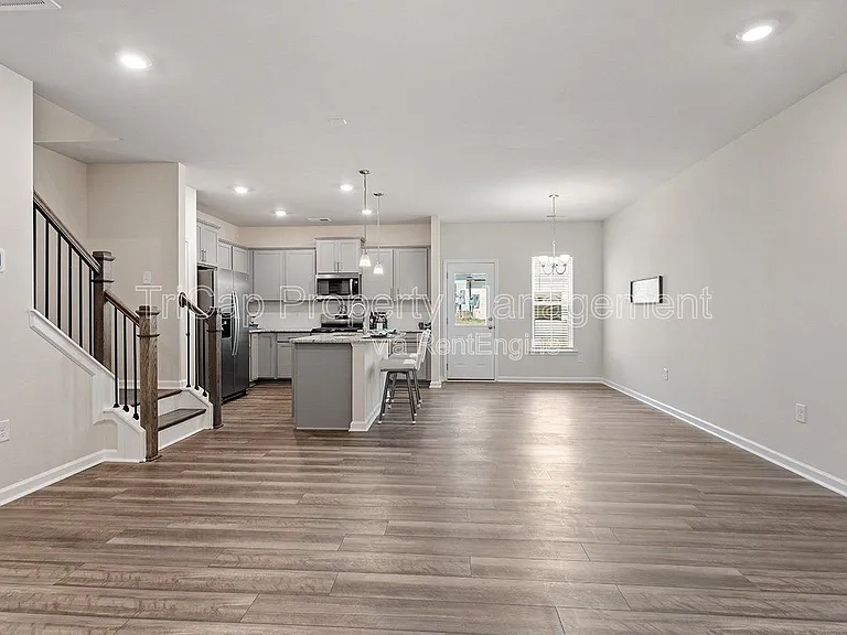 416 Glen Clova Dr — Photo 13