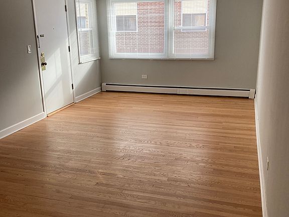 4th image of 1479 Ashland Ave #2