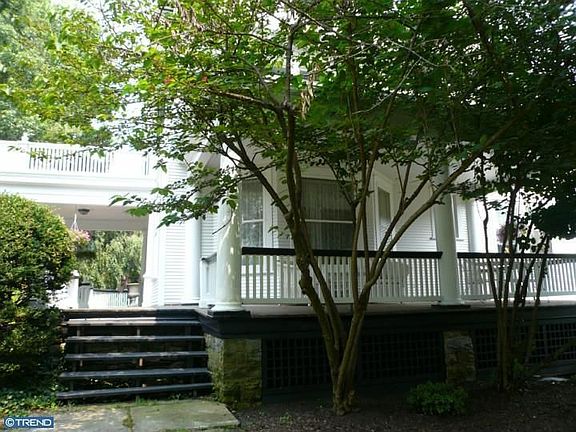 Exterior Side