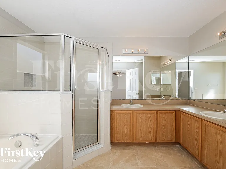 639 Linnet Ct — Photo 9