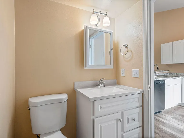 16934 E Whitaker Dr #F — Photo 20