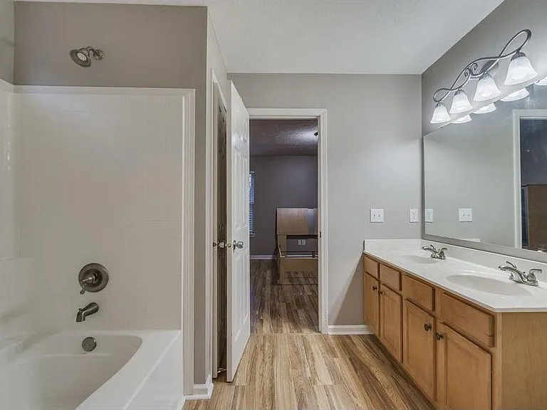 11798 Langham Crescent Ct — Photo 21