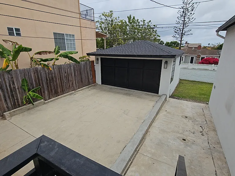 6376 W 83rd St — Photo 31