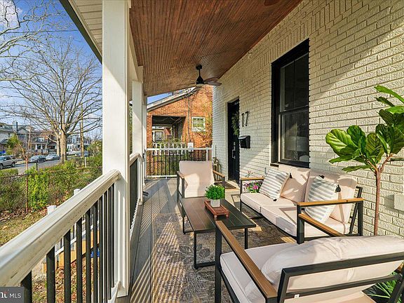 3rd image of 17 Longfellow St NW