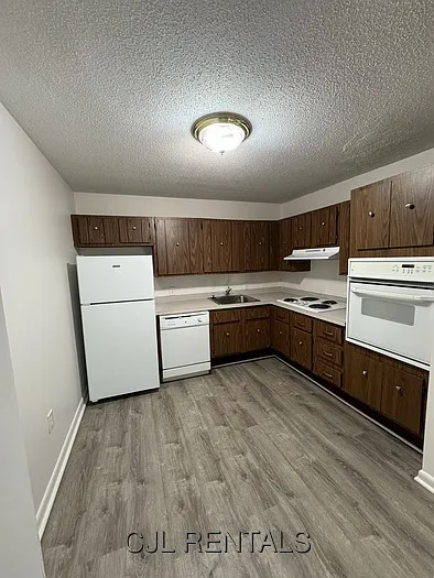 71 Montvale Ave #12-21 — Photo 2