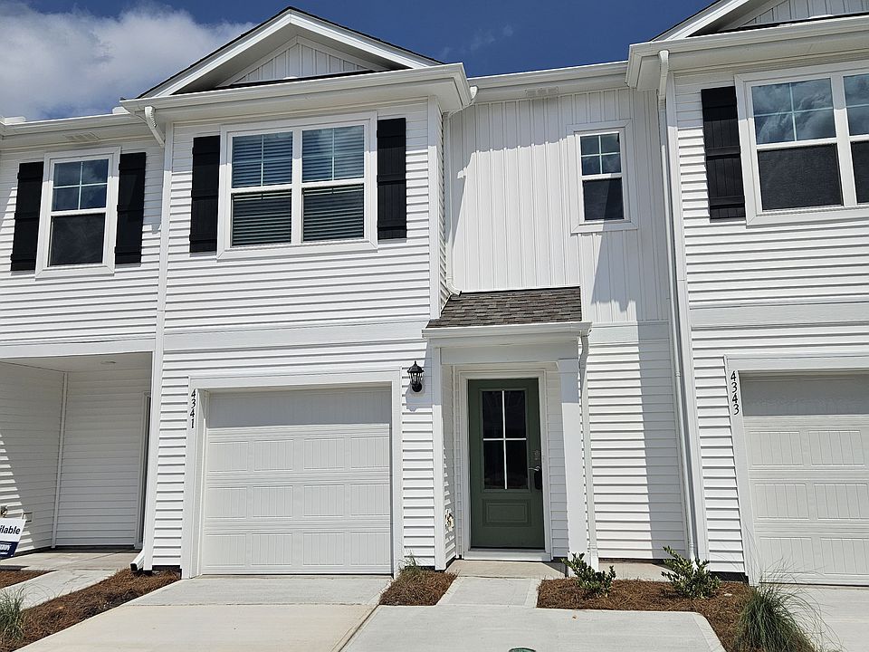 1st image of 4341 Majesty Dr