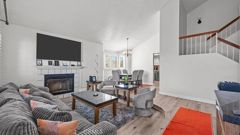 4 bed, 1655 sqft, $3,600 — Photo 4