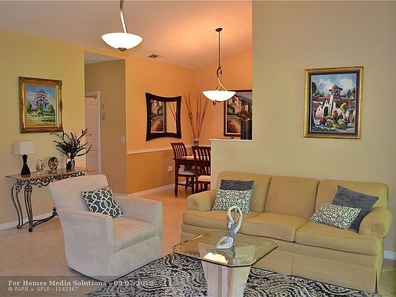 4th image of 16323 Malibu Dr #70