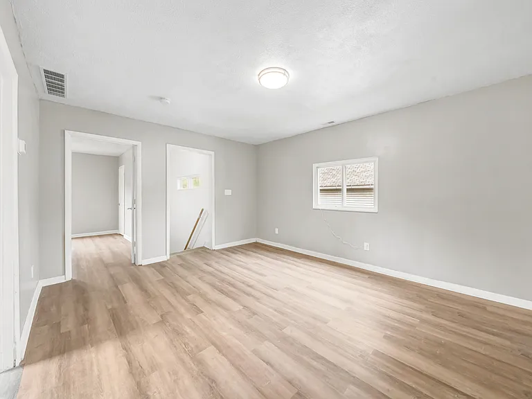 3449 Wade Ave #U — Photo 2