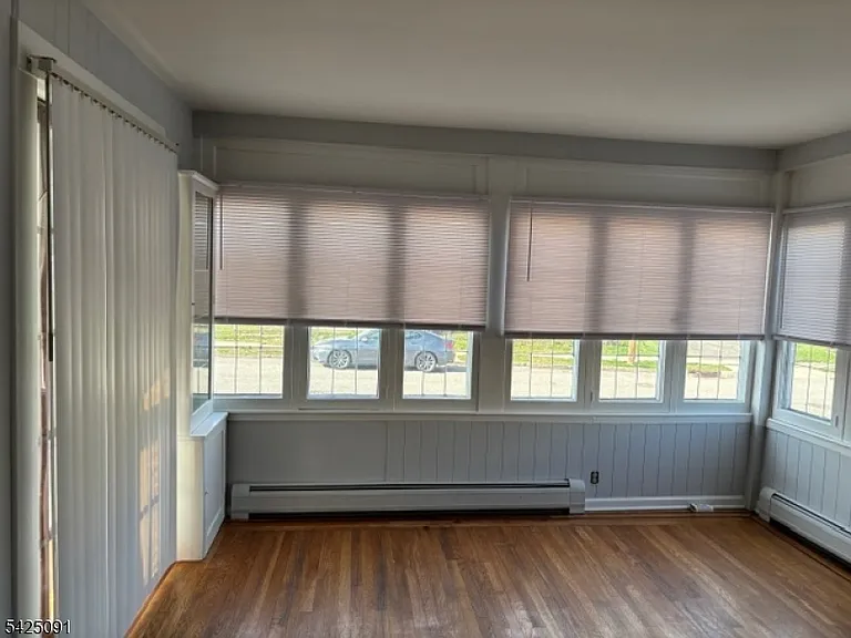 302 Buffalo Ave #1 — Photo 5