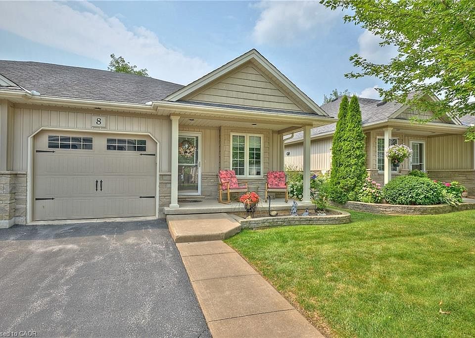 1st image of 8 Jenny Cres S