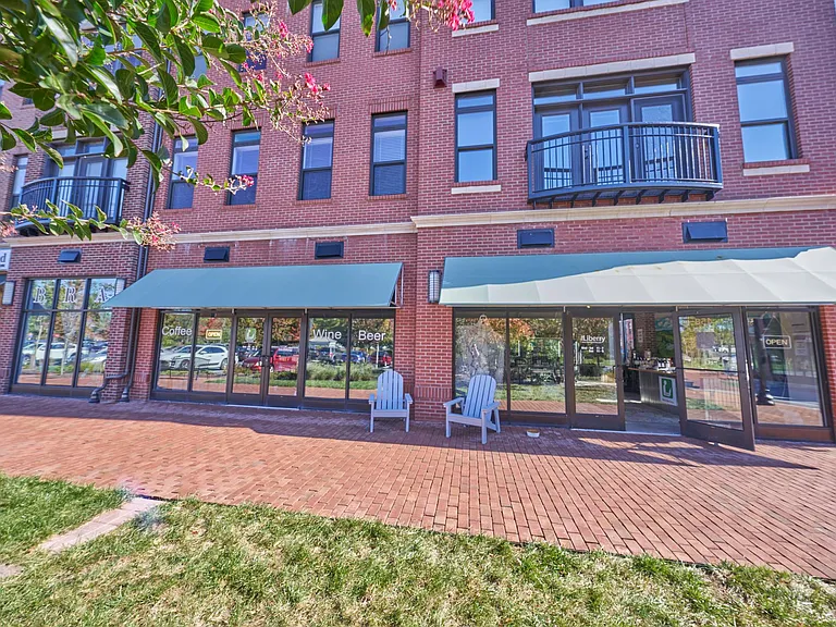 256 Bluemont Branch Ter SE — Photo 49