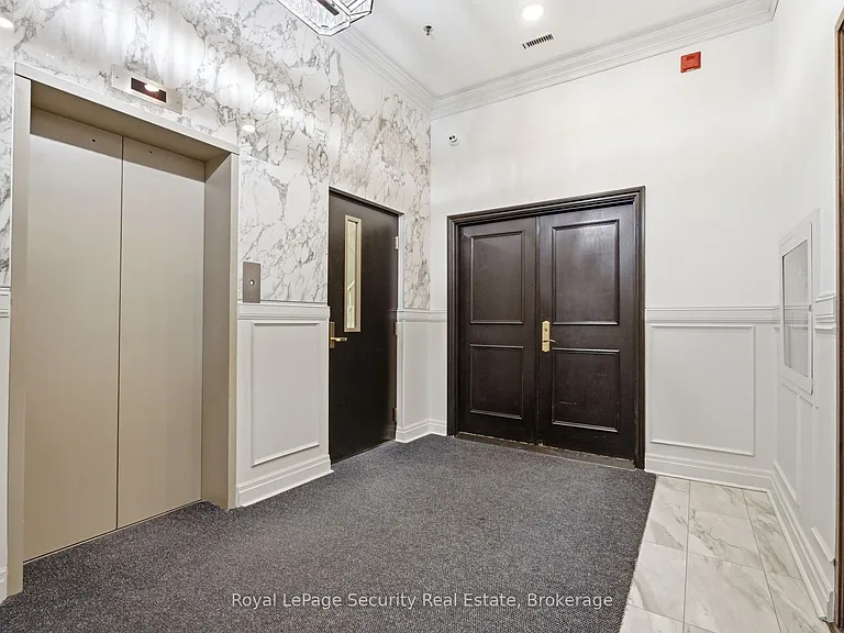 73 Richmond St W #208 — Photo 7