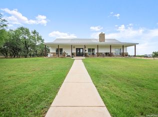 590 County Road 431, Pleasanton, TX 78064