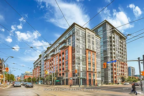 1005 King St W #613 Photo 1