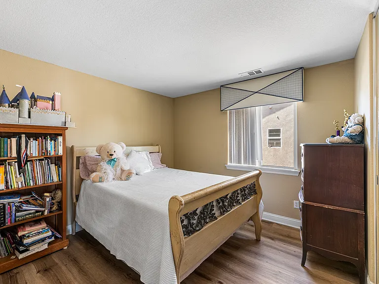 44256 Dahlia St — Photo 35