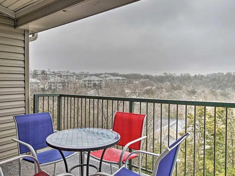 Patio overlooking fabulous view