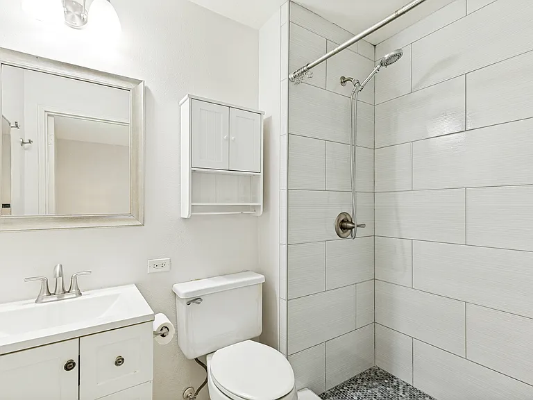 817 Kingswood Ave — Photo 21