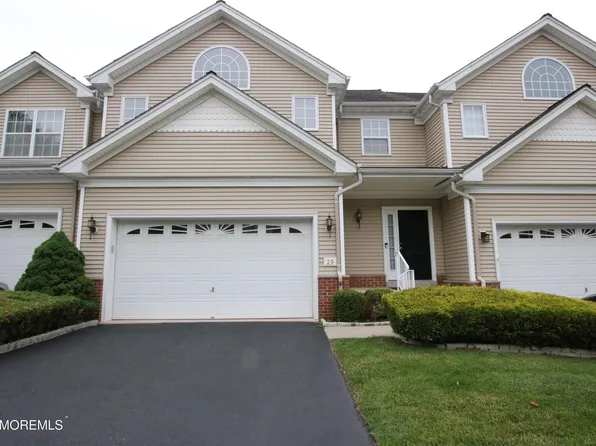 29 Village Drive, Eatontown, NJ 07724