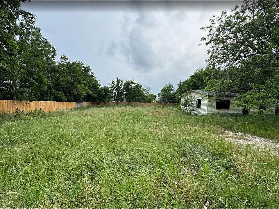 2nd image of 12710 Ceder Dr