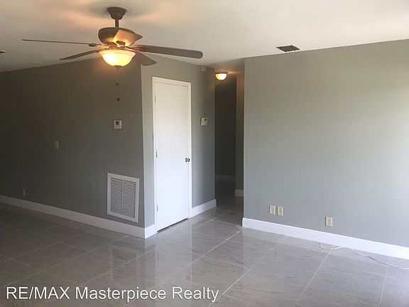 3rd image of 1419 Fernlea Dr