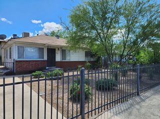 827 33rd St, Bakersfield, CA 93301