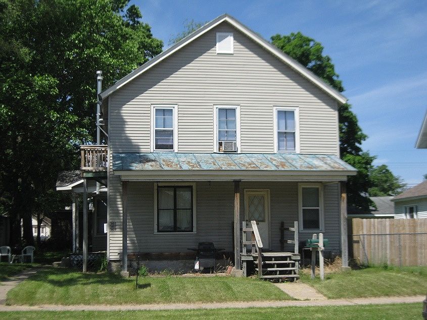 2nd image of 1605 Loomis St