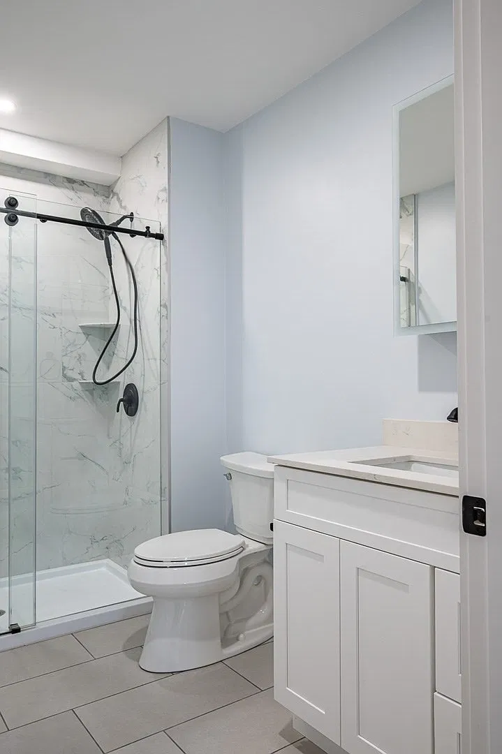 1 bed, 1.0 bath, 918 sqft, $2,350 — Photo 3