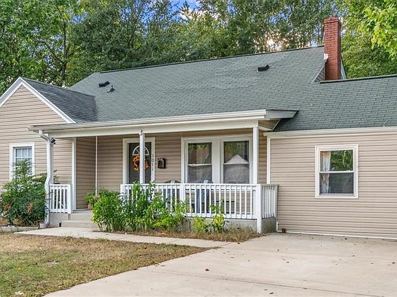 2nd image of 1011 Elwell Ave