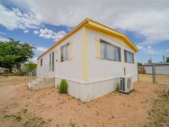 3rd image of 841 E Berk Avenue