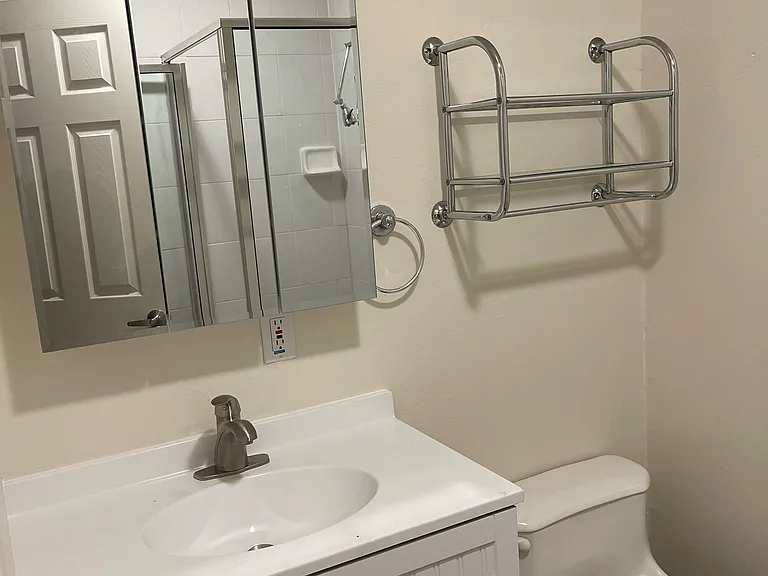 132 Lucille Way #A — Photo 10
