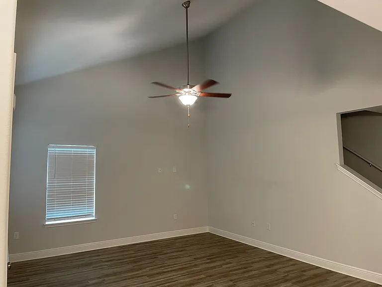 6204 Cardinal Cove Ln — Photo 16
