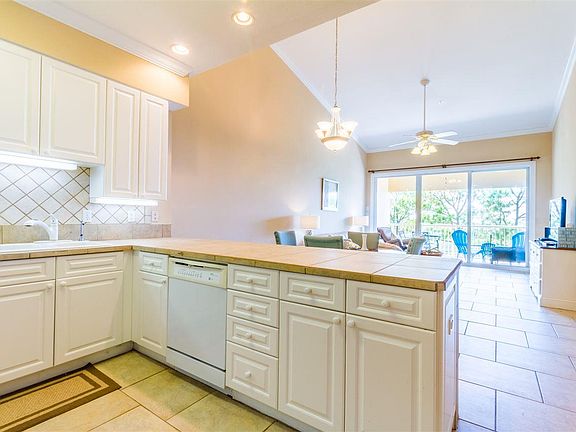 5th image of 4060 Indigo Dr Unit 309